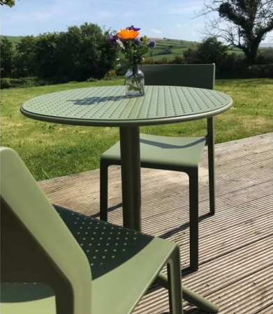 Стул пластиковый Trill Bistrot зеленый