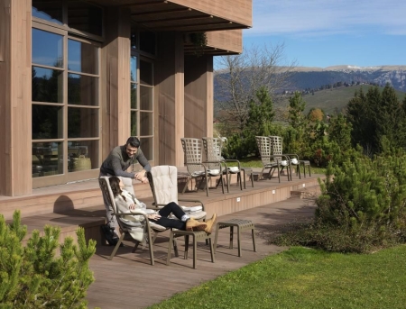 Табурет пластиковый Poggio бежевый