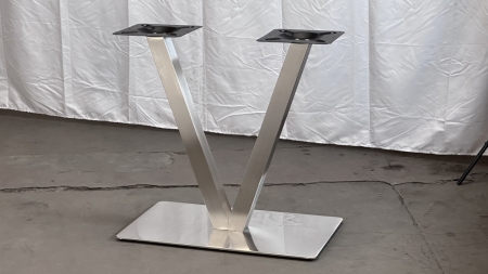 Подстолье 1048EM