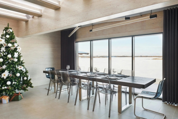 Стул прозрачный Vanity дымчатый