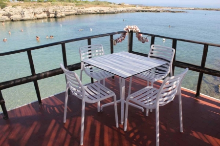 Стул пластиковый Doga Bistrot белый