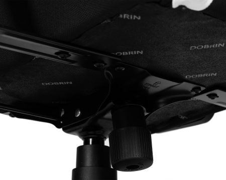 Кресло игровое DALLAS черно-белая ткань