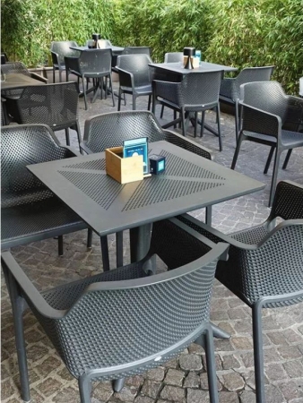 Стол пластиковый обеденный Clip 70 антрацит