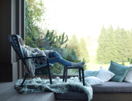 Табурет пластиковый Poggio антрацит