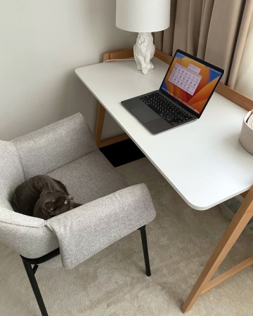 Стол письменный Pyramid 118*53 белый/светлое дерево