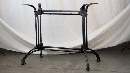 Подстолье 1235EM